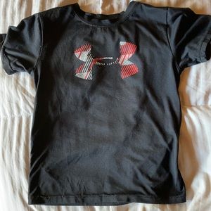 Under Armor heat gear shirt